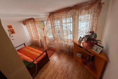 Casă cu 6 camere cu Teren 2000 Mp în Central - 15