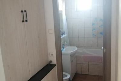 Apartament cu 4 camere decomandat în Cantemir - 3