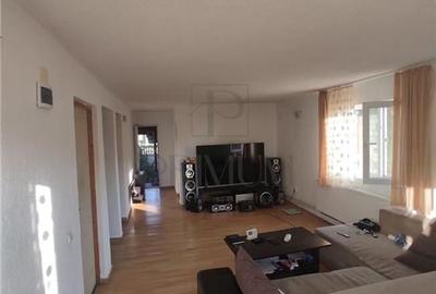 Utvin- 5 camere- toate utilitatile- strada asfaltata - 5
