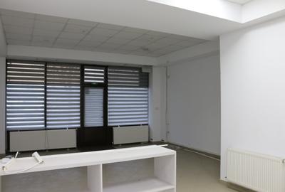 Spatiu comercial cu vitrina Carrefour Felicia - 2