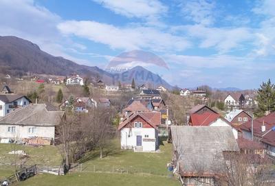Casă cu 6 camere cu Teren 1915 Mp în Bran - 2