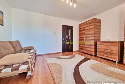 Garsoniera spatioasa de inchiriat str. De Mijloc - 9