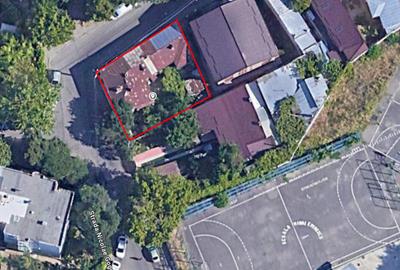 Teren Construcții intravilan de 300 mp, în Central - 2