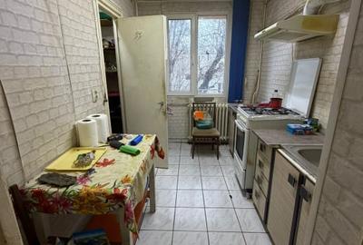 Apartament cu 4 camere decomandat în Berceni - 4