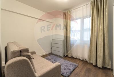 Apartament cu 3 camere decomandat, mobilat în Tractorul - 11
