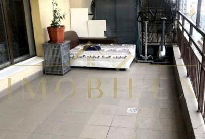 Apartament cu 3 camere în Zorilor