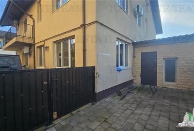 Duplex cu 4 camere cu Teren 150 Mp în Roșu - 4