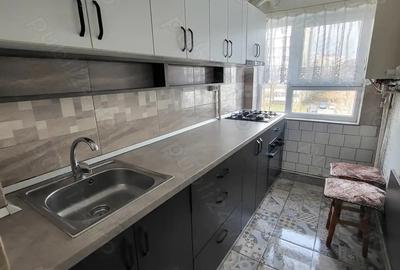 Apartament cu 2 camere semidecomandat în Micro 6 - 2