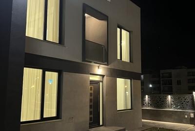 Mamaia Nord, vila noua, prima inchiriere,termenlung - 2