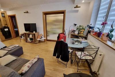 Apartament cu 4 camere, localizat in zona ultracentrala a ora?ului. - 3