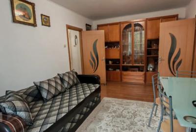 Apartament cu 2 camere semidecomandat în Săsar