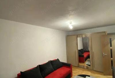 Garsonieră decomandată în Confecții - 1