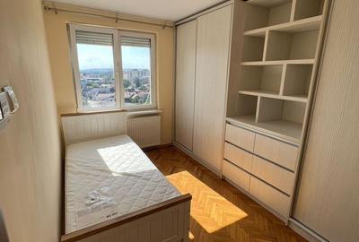Apartament cu 3 camere decomandat în 7 Noiembrie - 4