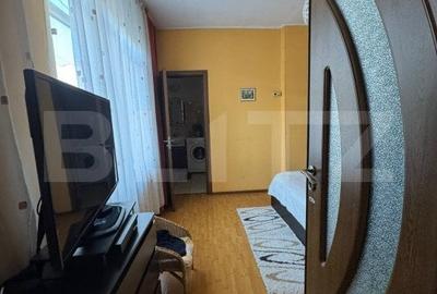 Casa de vanzare, cu 3 camere, zona centrala - 6