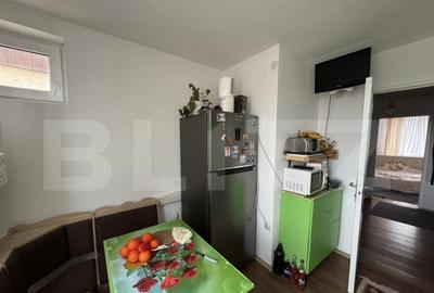 Apartament cu 4 camere decomandat în Progresul