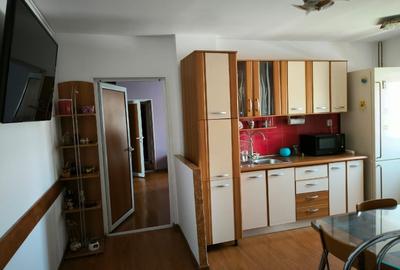 Vand apartament 2 camere, et 3,spate Scoala Generala nr.15, CRIHALA - 3