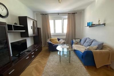 Apartament cu 2 camere decomandat în Astra