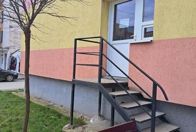 Apartament cu 3 camere decomandat în Central - 4