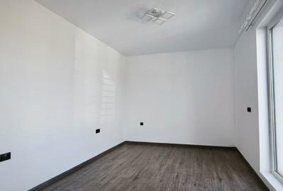 Casă cu 4 camere cu Teren 200 Mp în Livezeni - 9