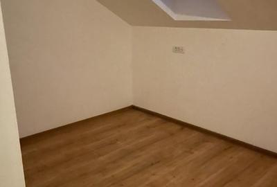 Vand apartament cu 5 camere si curte: 4 dormitoare, 3 bai - Tractoru - 13