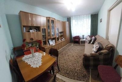 Apartament cu 3 camere decomandat în Țiglina 1 - 3