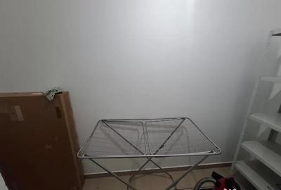 Apartament cu 2 camere semidecomandat în Intim