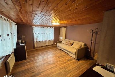 Casă cu 7 camere cu Teren 1000 Mp în Firiza - 13