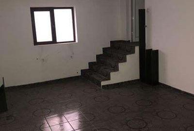 Casă cu 6 camere în Andronache - 3