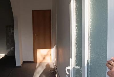 Apartament cu 3 camere decomandat în Aradului - 4