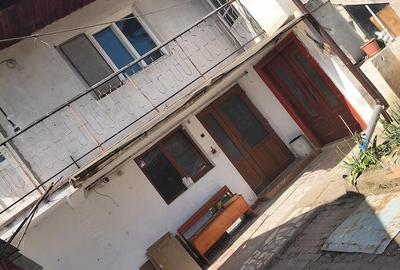 Casă cu 5 camere cu Teren 620 Mp în Central - 3