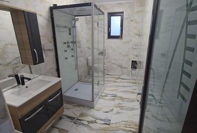Casă cu 4 camere cu Teren 220 Mp în Dumbrava - 1