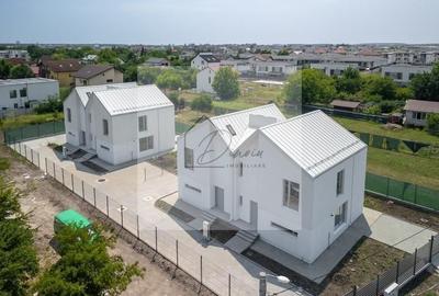 Duplex cu 4 camere cu Teren 250 Mp în Central