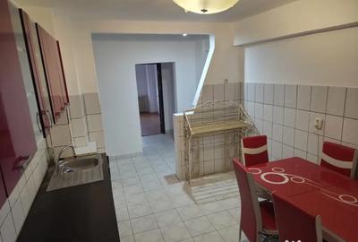 Apartament cu 3 camere decomandat în Cetate - 8