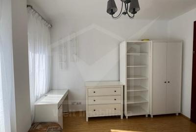 Penthouse cu 4 camere decomandat, mobilat în Central - 16