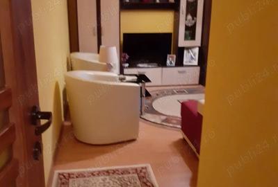 Apartament cu 1 camera de vanzare - 1