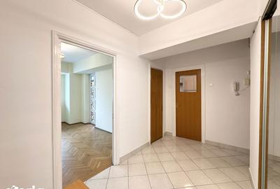 Apartament cu 4 camere semidecomandat în Grivița - 15