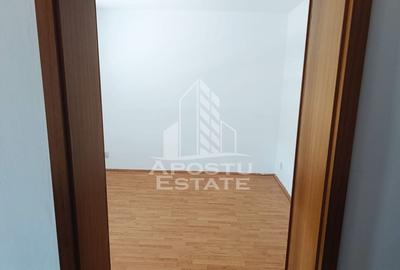 Casă individuală cu 5 camere cu Canalizare în Girocului - 3