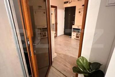 Apartament cu 4 camere decomandat în Central - 2
