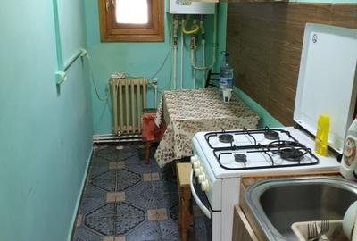 Garsonieră decomandată în Central - 3