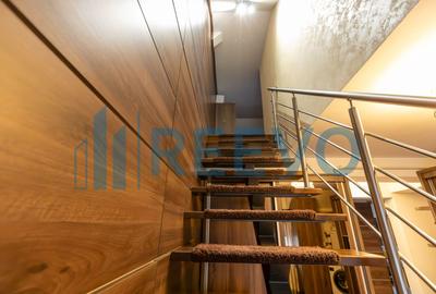 Penthouse cu 5 camere decomandat, mobilat în Calea Moldovei - 39