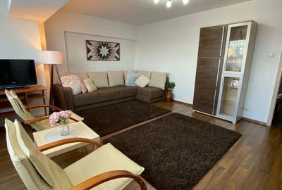 Apartament cu 3 camere decomandat în Central - 3