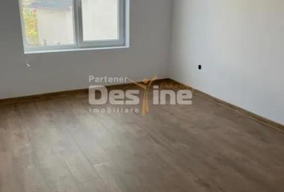 Casă cu 4 camere cu Teren 250 Mp în Central - 8