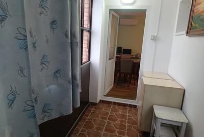 Garsonieră decomandată în Alfa - 1