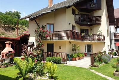 Casă cu 8 camere cu Teren 685 Mp în Exterior Est - 35