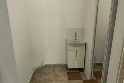 Spatiu comercial de inchiriat = Central= - 4