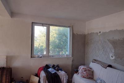 Casă cu 6 camere în Costi - 6