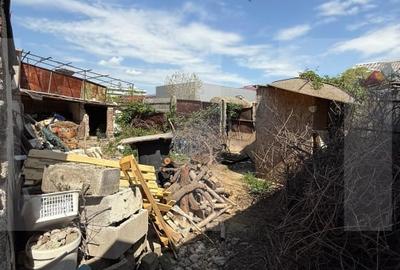 Casa individuala batraneasca demolabila + teren de 280 mp, zona Pallady - 7