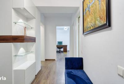 Apartament cu 4 camere decomandat în Central