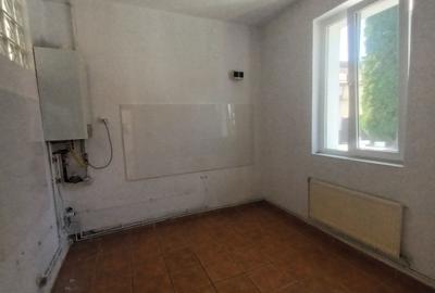 Spațiu comercial, de 35 mp, în Drumul Carului - 3