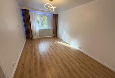 Garsoniera Renovata - Decomandata - Gorjului - Metrou 10 minute - 16